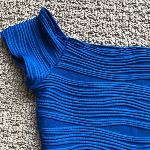 2/$15 MixMatch Wet Seal Blue Off Shoulder Stretchy Mini Dress - Picture 5 of 11